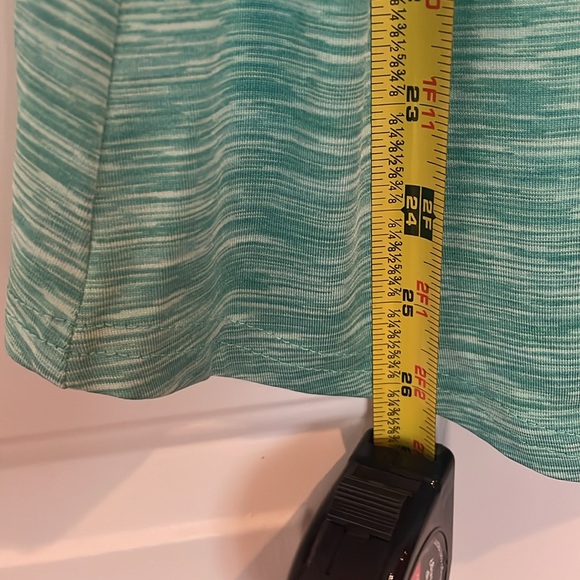 Tek Gear/Reebok Ladies Size Medium Sleeveless Tanks-EUC - Picture 8 of 16